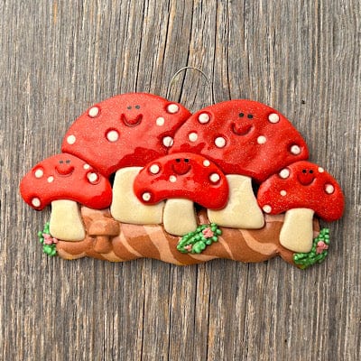 Tis The Season Christmas Ornaments Family of 5 Mushroom Family